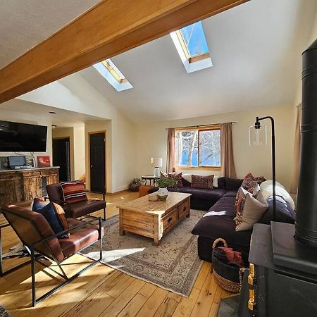 Private And Updated Breck Home With Hot Tub เบรกเคนริดจ์ ภายนอก รูปภาพ